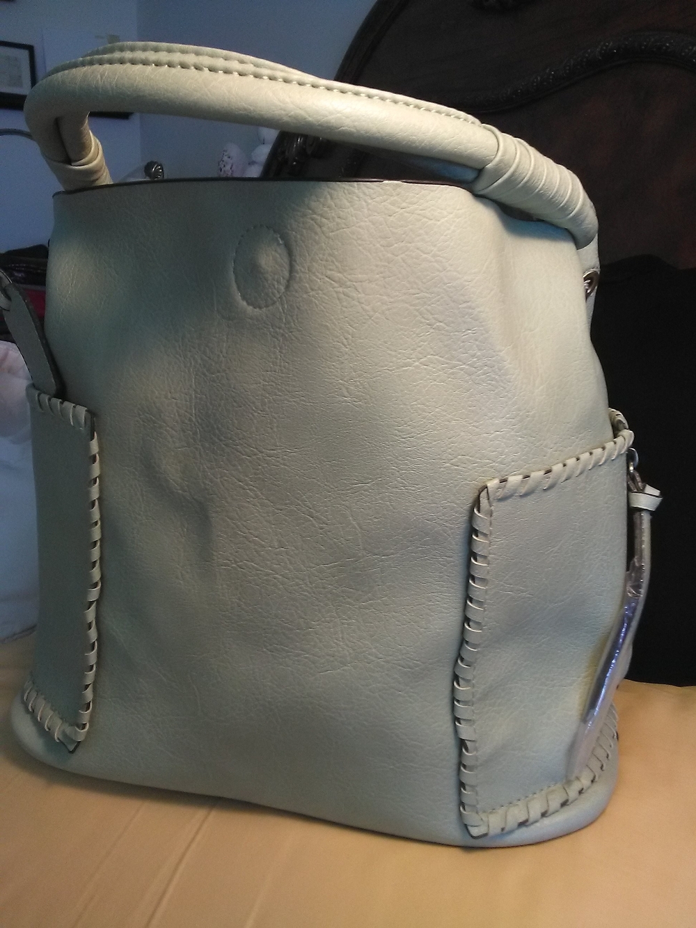 NWOT LEATHER MALIBU SKYE LIGHT GREEN Tote Bag W/ Whipstitch Detail
